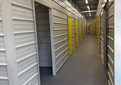 L'entrepôt de Saint-Sacrement-Les-Rivières